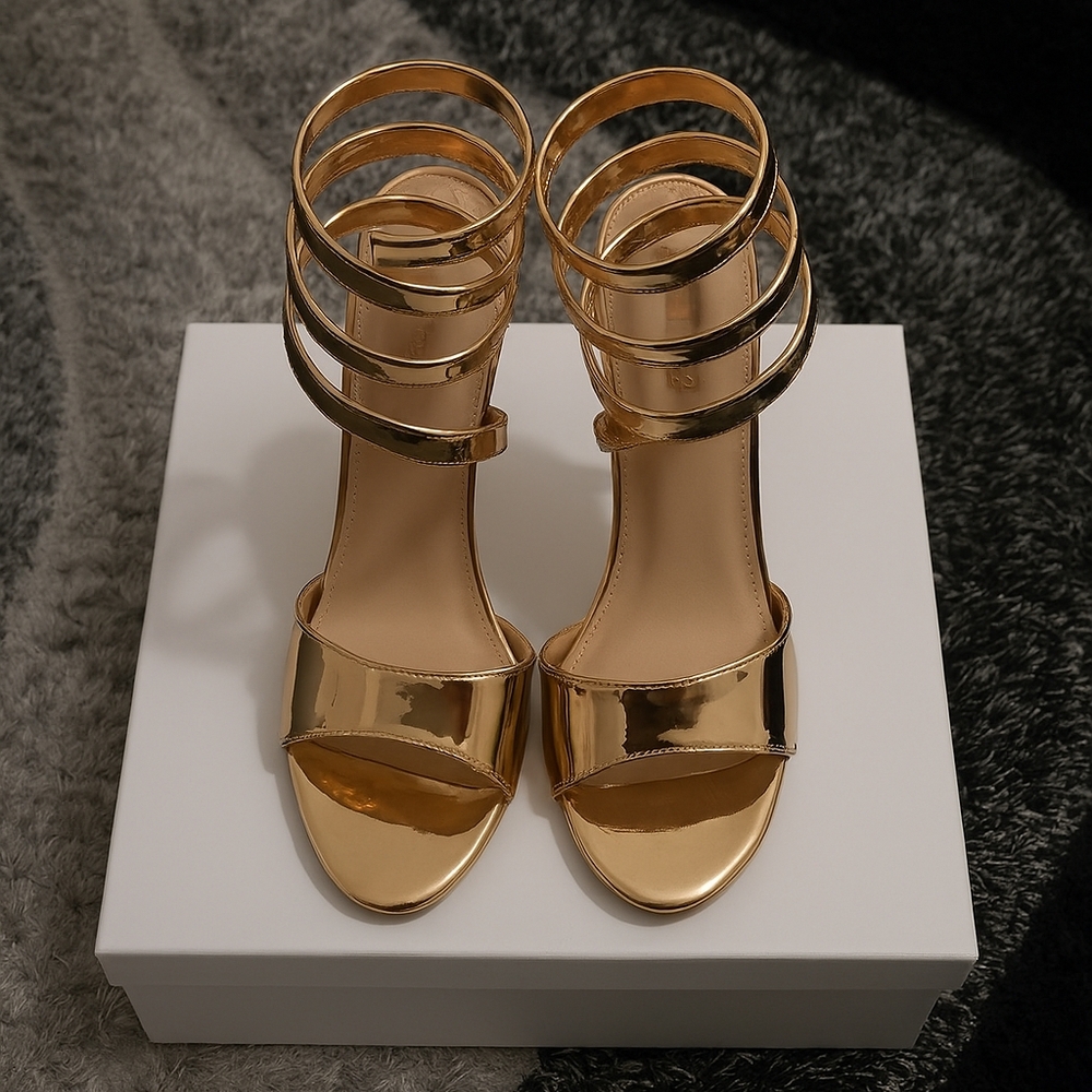 Elegant Gold Strappy Women's Sandals